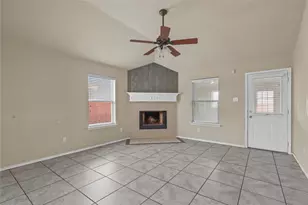 4203 Agate Dr, Granbury, TX 76049 - Photo 7