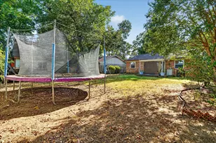 209 S Scott St, Burleson, TX 76028 - Photo 19