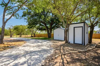 750 Jay Bird Lane, Reno, TX 76082 - Photo 33