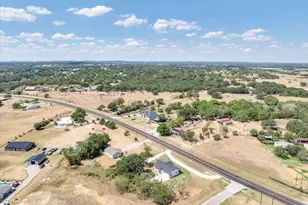 750 Jay Bird Ln, Reno, TX 76082 - Photo 39