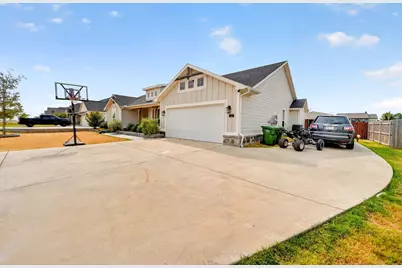 113 Ridgetop Trail, Rhome, TX 76078 - Photo 3