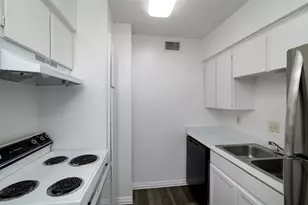 7054 Glenview Dr, North Richland Hills, TX 76180 - Photo 5