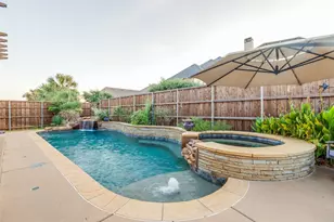 10757 Southbury Ln, Frisco, TX 75033 - Photo 35