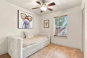 284 Shoreline Dr N, Azle, TX 76020 - Photo 17