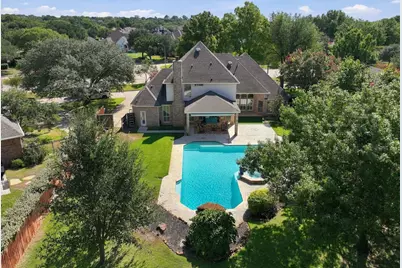 402 Southridge Lakes Parkway, Southlake, TX 76092 - Photo 3