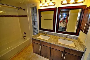 6910 Skillman St, Dallas, TX 75231 - Photo 5
