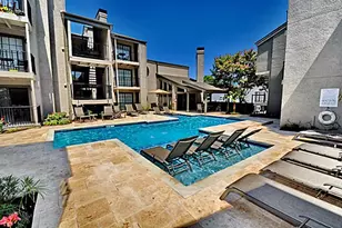 6910 Skillman St, Dallas, TX 75231 - Photo 15