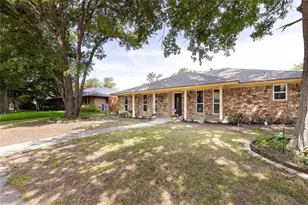 2705 Chadwick Dr, Plano, TX 75075 - Photo 3