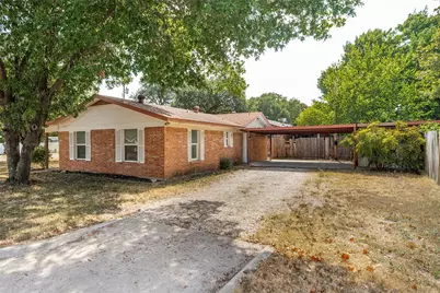402 Myers Avenue, Cleburne, TX 76033 - Photo 3