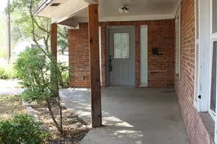 402 Myers Ave, Cleburne, TX 76033 - Photo 15