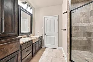 8460 Spicewood Springs Rd, Waco, TX 76633 - Photo 21