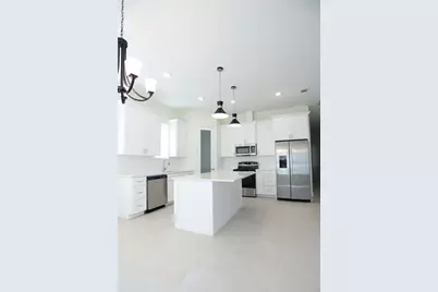 917 E Tucker Street, Fort Worth, TX 76104 - Photo 3