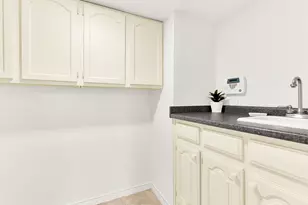 9605 Knobby Tree, Dallas, TX 75243 - Photo 29