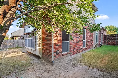 1344 Valley Vista Drive, Irving, TX 75063 - Photo 29