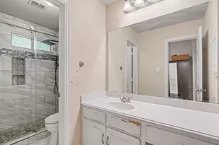 1344 Valley Vista Dr, Irving, TX 75063 - Photo 27