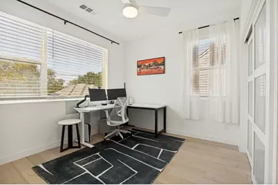 427 W 10th Street #201, Dallas, TX 75208 - Photo 19