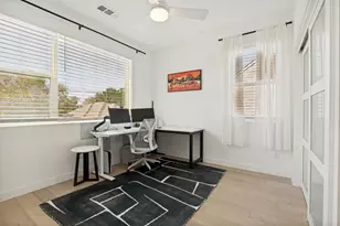 427 W 10th St, Dallas, TX 75208 - Photo 19
