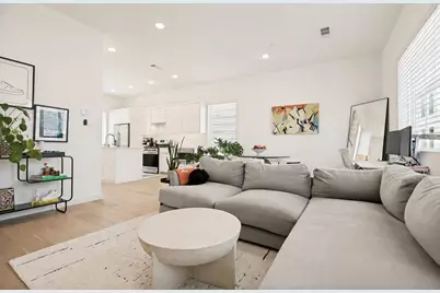 427 W 10th Street #201, Dallas, TX 75208 - Photo 7
