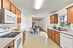 303 Charleston Dr, Wylie, TX 75098 - Photo 9