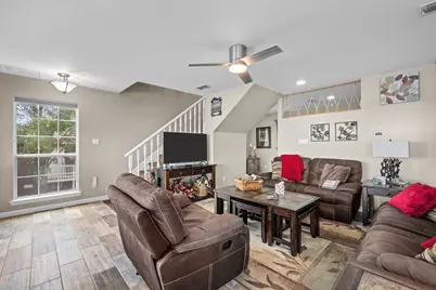 5901 Parkside Court, Granbury, TX 76048 - Photo 9