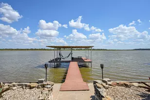 5901 Parkside Ct, Granbury, TX 76048 - Photo 37