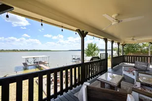 5901 Parkside Ct, Granbury, TX 76048 - Photo 29