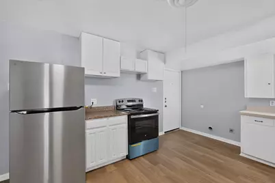 222 W Union Bower Road, Irving, TX 75061 - Photo 13