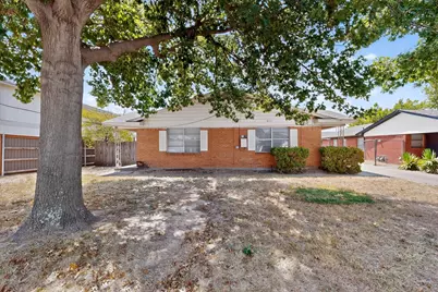 222 W Union Bower Road, Irving, TX 75061 - Photo 3