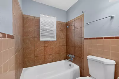 222 W Union Bower Road, Irving, TX 75061 - Photo 23