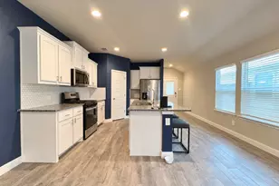 606 Capstone Cir, Granbury, TX 76048 - Photo 7