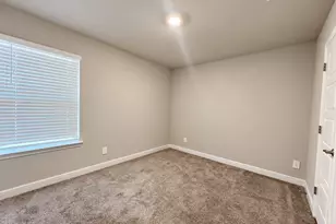 606 Capstone Cir, Granbury, TX 76048 - Photo 15