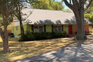 612 9th St, Terrell, TX 75160 - Photo 1
