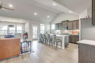 5577 Smt Crk Rd, Fort Worth, TX 76126 - Photo 5