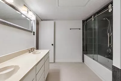 5550 Spring Valley Road #E24, Dallas, TX 75254 - Photo 19