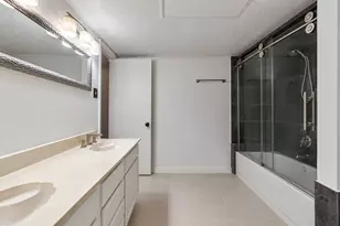 5550 Spring Valley Rd, Dallas, TX 75254 - Photo 19