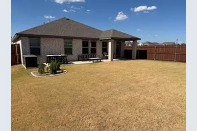 1909 Chippewa Drive, Cleburne, TX 76033 - Photo 13