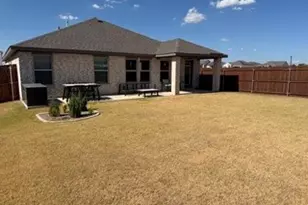 1909 Chippewa Dr, Cleburne, TX 76033 - Photo 13