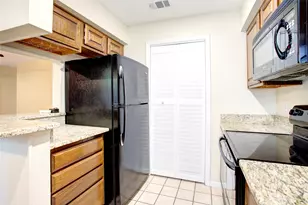 1304 Harwell Dr, Arlington, TX 76011 - Photo 7