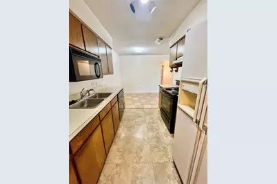 424 NW 23rd Street, Grand Prairie, TX 75050 - Photo 9
