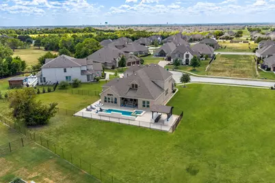 2427 Debracie Court, Heath, TX 75126 - Photo 3