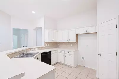 2755 Honey Suckle Drive, Grand Prairie, TX 75052 - Photo 7