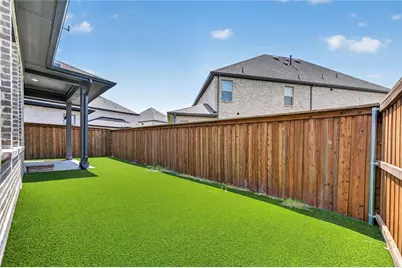 2552 Four Roses Drive, Lewisville, TX 75056 - Photo 39