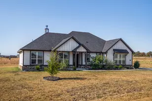 145 Pr Mdws Ct, Rhome, TX 76078 - Photo 3