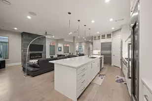 6811 Del Norte Ln, Dallas, TX 75225 - Photo 13