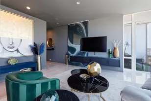 2430 Victory Park Ln, Dallas, TX 75219 - Photo 3