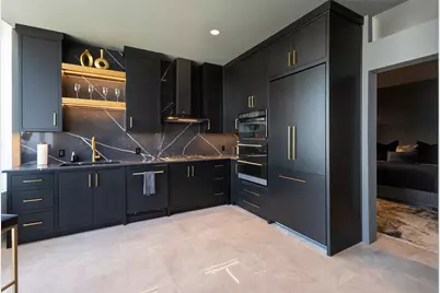 2430 Victory Park Lane #2401, Dallas, TX 75219 - Photo 7