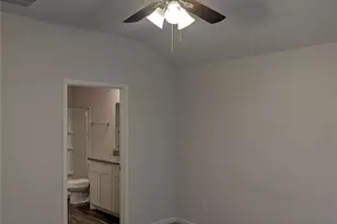 504 Jameson St, Springtown, TX 76082 - Photo 17