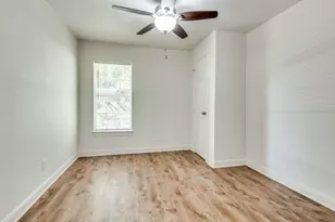 3902 Kenilworth St, Dallas, TX 75210 - Photo 9