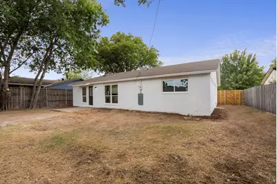 609 Thornwood Trail, Grand Prairie, TX 75052 - Photo 23