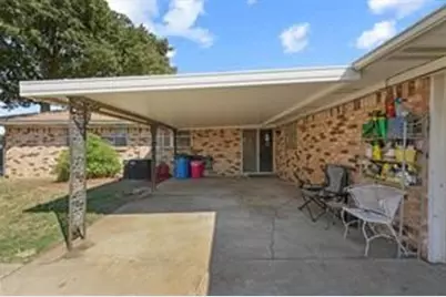 1700 Northcrest Drive, Arlington, TX 76012 - Photo 7